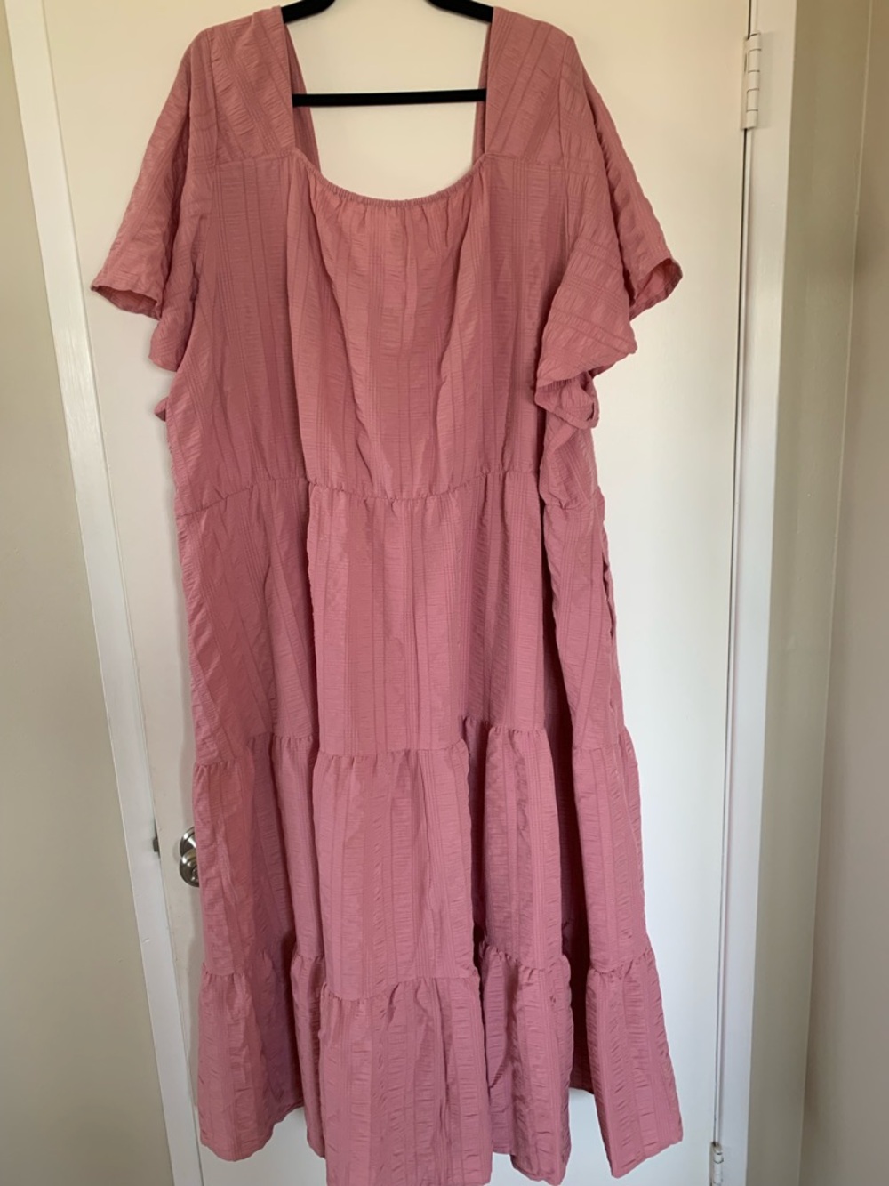 BloomChic Pink Tiered Dress Plus Size 30 Ruched Bodice, Textured, Short Sleeves - Picture 7 of 7